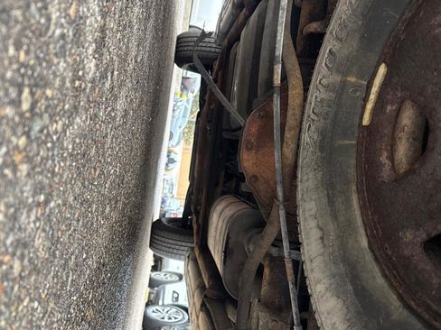 Used 2005 GMC Yukon SLT w/ SLT Preferred Equipment Group image 26