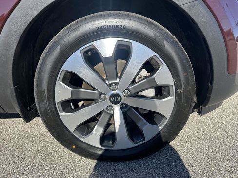 Used 2021 Kia Telluride EX w/ EX Premium Package FWD image 18