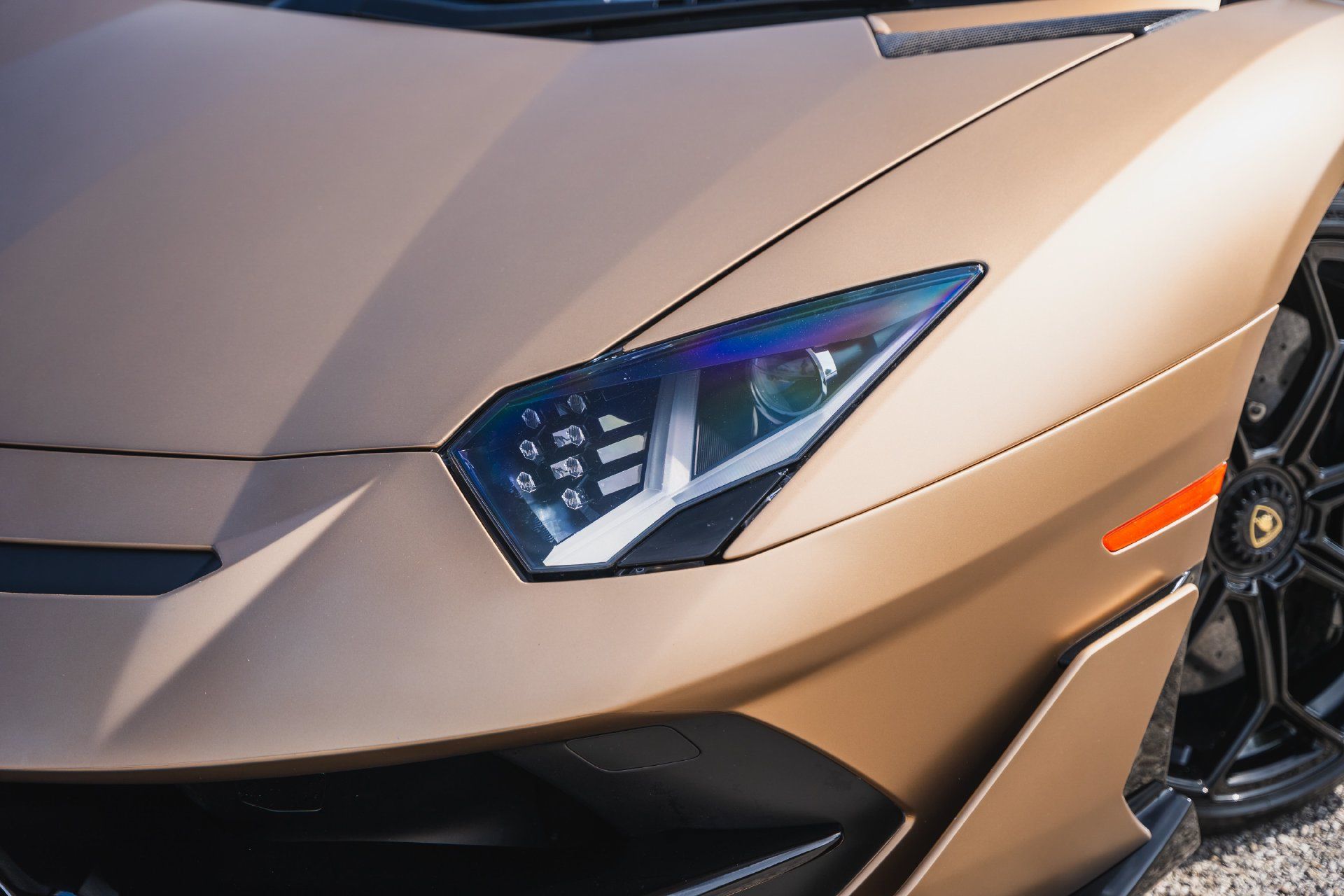 Used 2021 Lamborghini Aventador SVJ AWD/4WD image 8