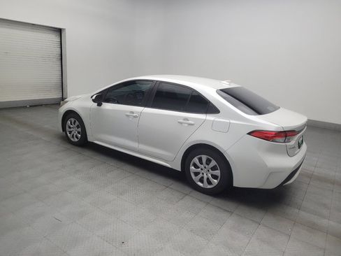 Used 2022 Toyota Corolla LE FWD image 3