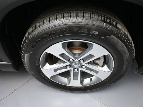 Certified 2025 Honda Pilot EX-L image 13