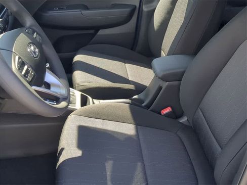 New 2026 Hyundai Venue SE image 17