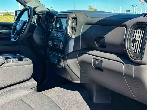 Used 2022 Chevrolet Silverado 1500 Custom image 20