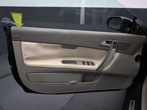 Used 2011 Volvo C70 T5 FWD image 9