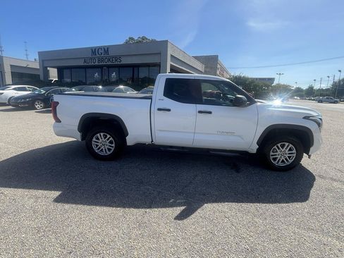 Used 2022 Toyota Tundra SR5 AWD/4WD image 23