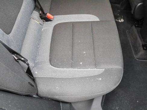 Used 2023 Chevrolet TrailBlazer LT image 34