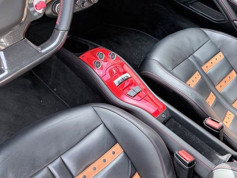 Used 2015 Ferrari 458 Spider RWD image 6