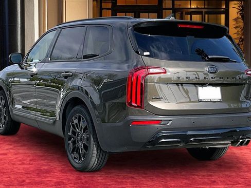Used 2021 Kia Telluride SX w/ SX Prestige Package AWD/4WD image 4