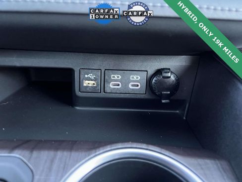 Used 2023 Toyota Highlander Limited image 25