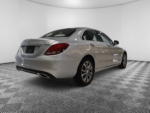 Used 2017 Mercedes-Benz C 300 4MATIC Sedan image 5