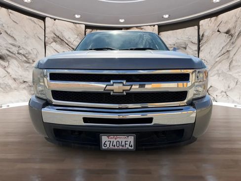 Used 2009 Chevrolet Silverado 1500 LT w/ Regional Value Package RWD image 2