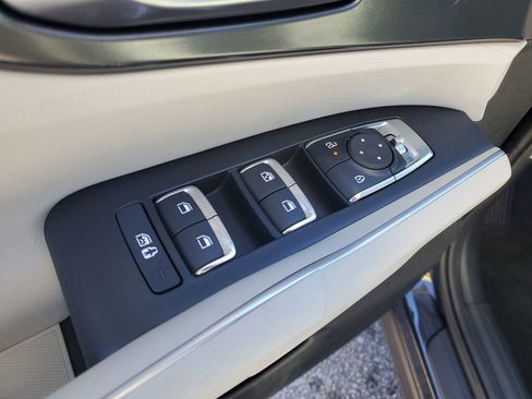 New 2026 Kia Sorento S image 9