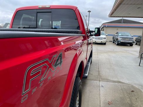 Used 2015 Ford F250 XLT w/ XLT Premium Package image 10