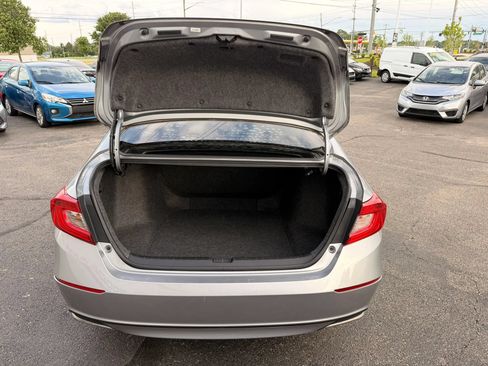 Used 2018 Honda Accord LX image 24