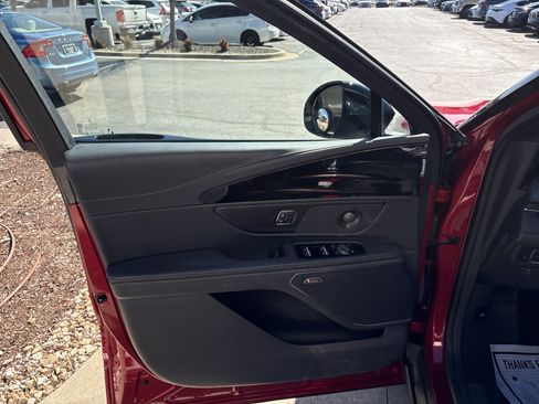 Used 2024 Lincoln Nautilus Reserve w/ Equipment Group 202A image 14