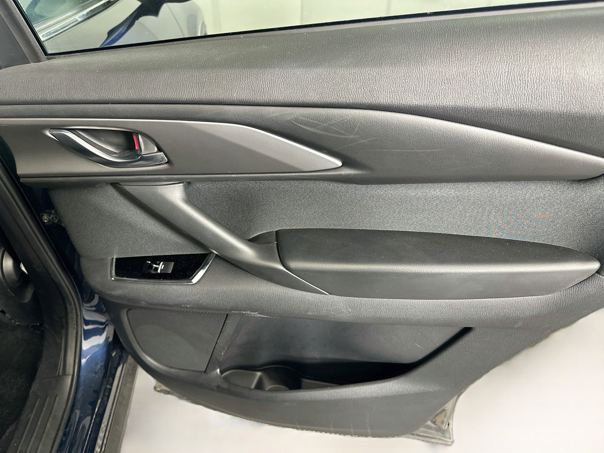 Used 2020 MAZDA CX-9 Sport FWD image 30