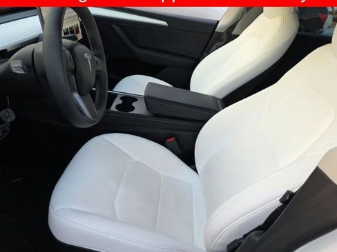 Used 2024 Tesla Model Y Long Range AWD/4WD image 3