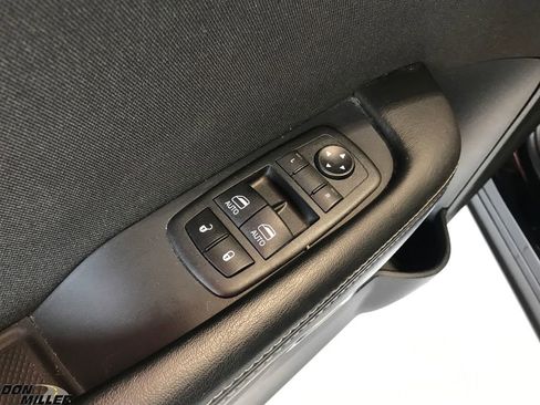 Certified 2020 Dodge Challenger R/T w/ Carbon/Suede Interior Package image 12