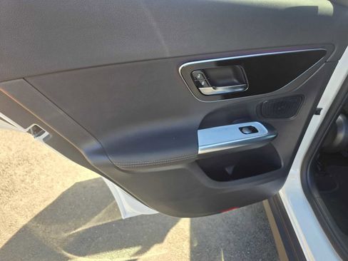 Certified 2026 Mercedes-Benz GLC 300 image 21