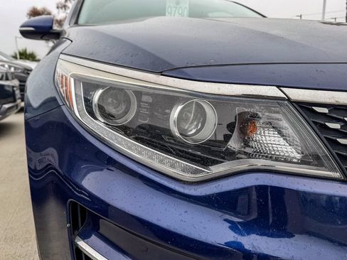 Used 2016 Kia Optima EX w/ Premium Package FWD image 4