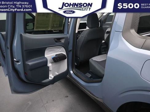Used 2025 Ford Maverick XLT w/ Equipment Group 301A AWD/4WD image 23