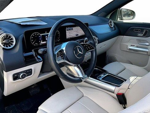 Certified 2025 Mercedes-Benz GLA 250 4MATIC image 20