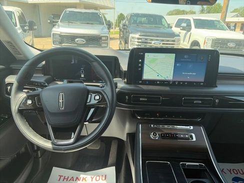 Used 2025 Lincoln Aviator Reserve w/ Illumination Package AWD/4WD image 14