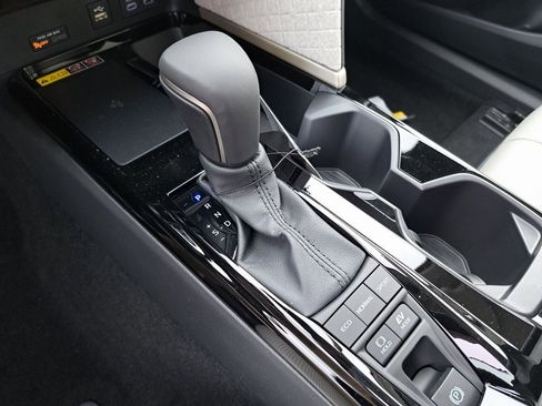 New 2026 Toyota Camry XLE image 12