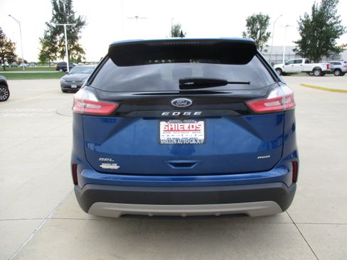 Used 2024 Ford Edge SEL w/ Convenience Package AWD/4WD image 5
