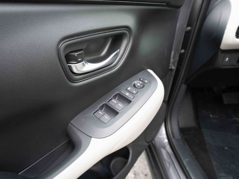 New 2026 Honda HR-V LX image 7