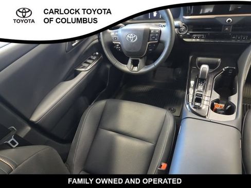 Used 2025 Toyota Crown Signia AWD/4WD image 17
