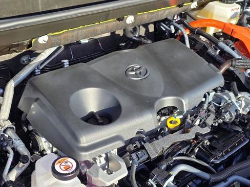 Certified 2025 Toyota RAV4 XLE w/ Convenience Package AWD/4WD image 22