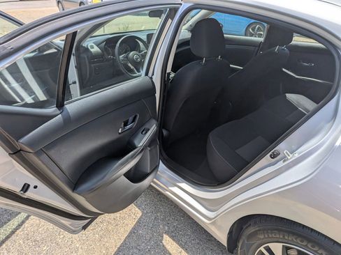 Used 2020 Nissan Sentra SV FWD image 23