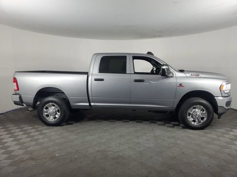 Used 2023 RAM 2500 Tradesman AWD/4WD image 3
