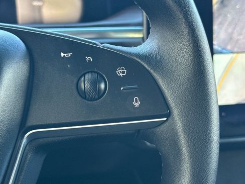 Used 2024 Tesla Model X image 28