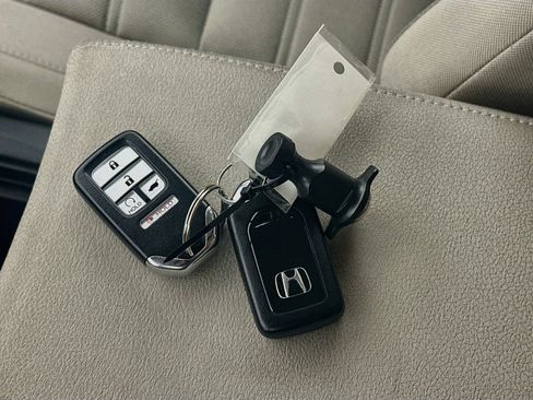 Used 2018 Honda CR-V EX image 25