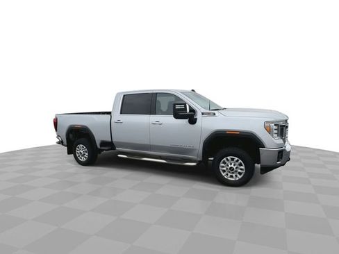Used 2022 GMC Sierra 2500 SLE image 2