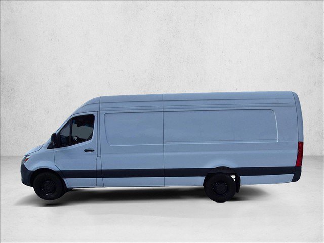 Used 2024 Mercedes-Benz Sprinter 2500 image 8