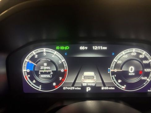 Used 2023 Mitsubishi Outlander SEL image 18