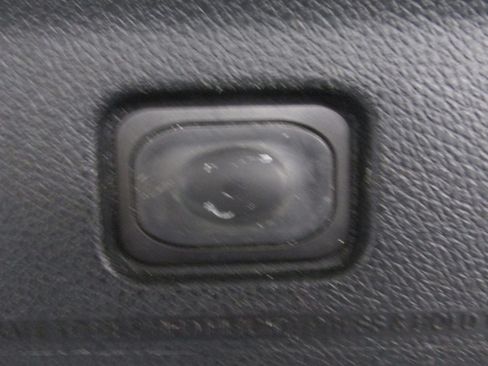 Used 2019 Ford Explorer XLT w/ Equipment Group 202A image 27