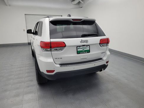 Used 2017 Jeep Grand Cherokee Limited AWD/4WD image 6