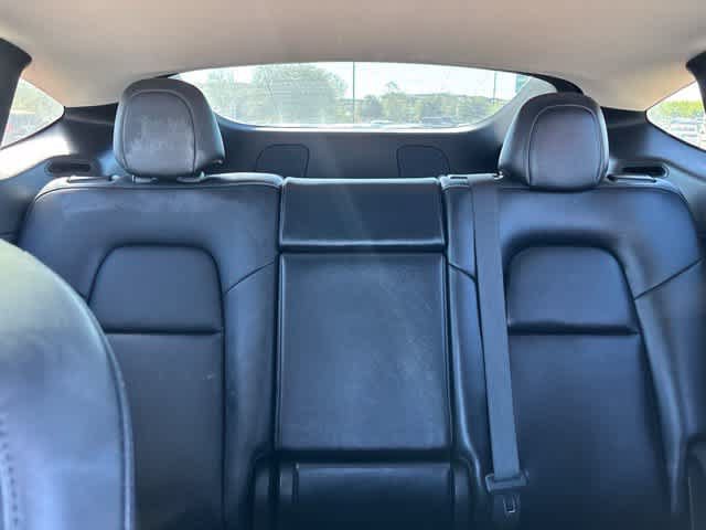 Used 2022 Tesla Model Y Performance AWD/4WD image 22