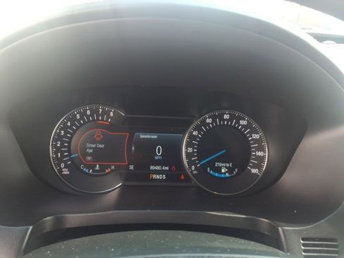 Used 2018 Ford Explorer Platinum image 16