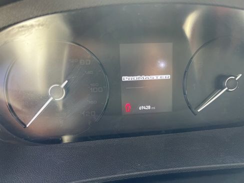 Used 2023 RAM ProMaster 2500 FWD image 6