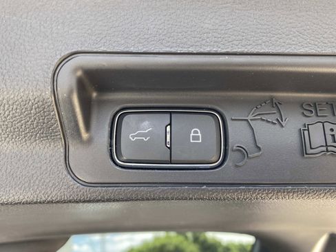 Used 2020 Ford Explorer ST w/ ST Street Pack AWD/4WD image 8