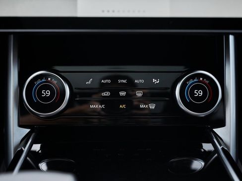 Used 2023 Land Rover Range Rover Long Wheelbase SE image 72