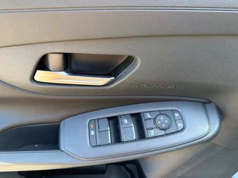 New 2026 Nissan Sentra SV w/ SV Convenience Package FWD image 19