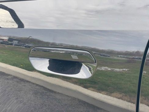 Used 2025 BMW X3 xDrive30i w/ Premium Package image 34