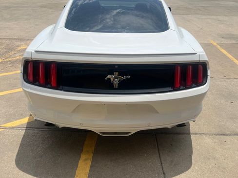 Used 2016 Ford Mustang Coupe w/ Equipment Group 051A RWD image 5