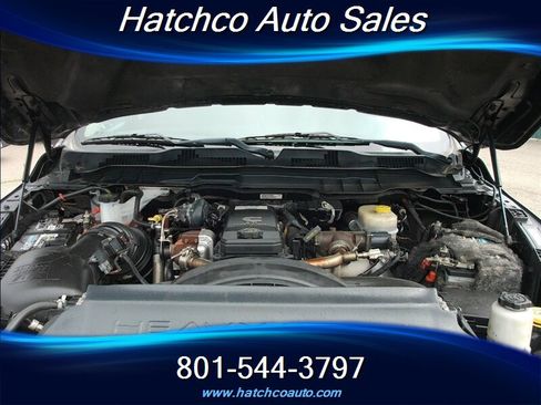 Used 2018 RAM 2500 Laramie w/ Convenience Group AWD/4WD image 11
